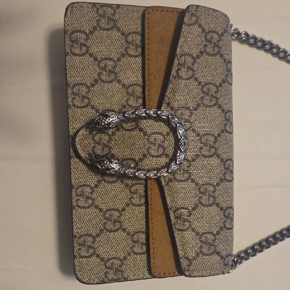 Gucci Beige and Tan MINI Crossbody Bag - Picture 2 of 4